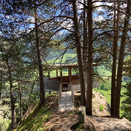 Waldheim Frühstückspension Laax